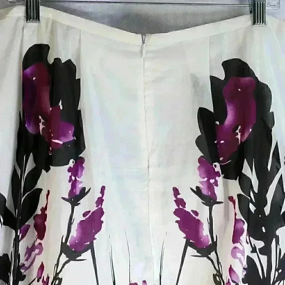 Dalia Collection Size 10 Silk/Cotton white/purple/black floral skirt - Picture 7 of 11